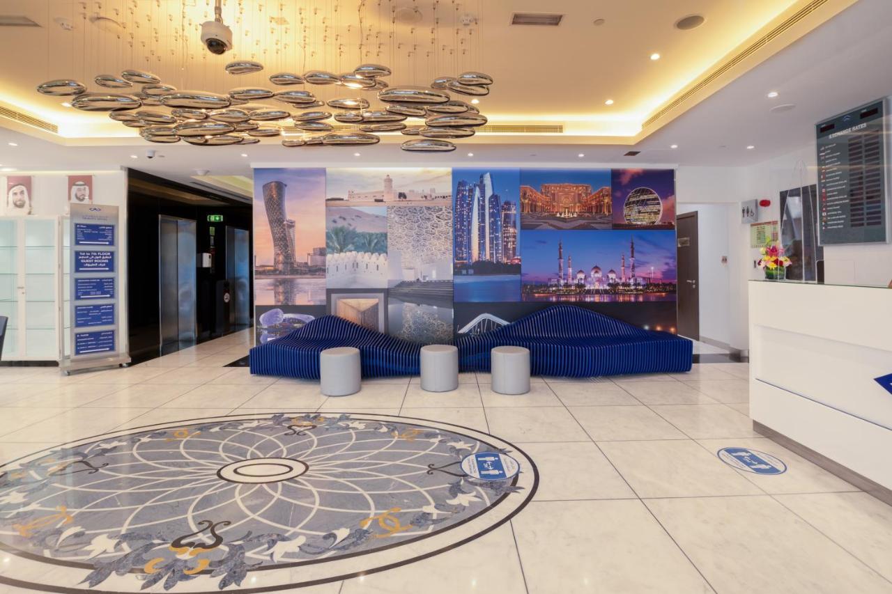 Gravity Hotel Абу-Даби Экстерьер фото